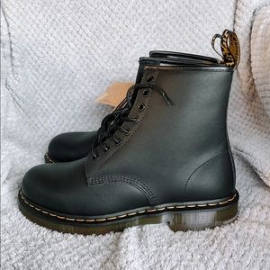 Dr. Martens 1460 SR
